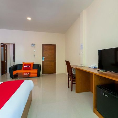 Oyo 665 Sj House Hotel Krabi town Kültér fotó